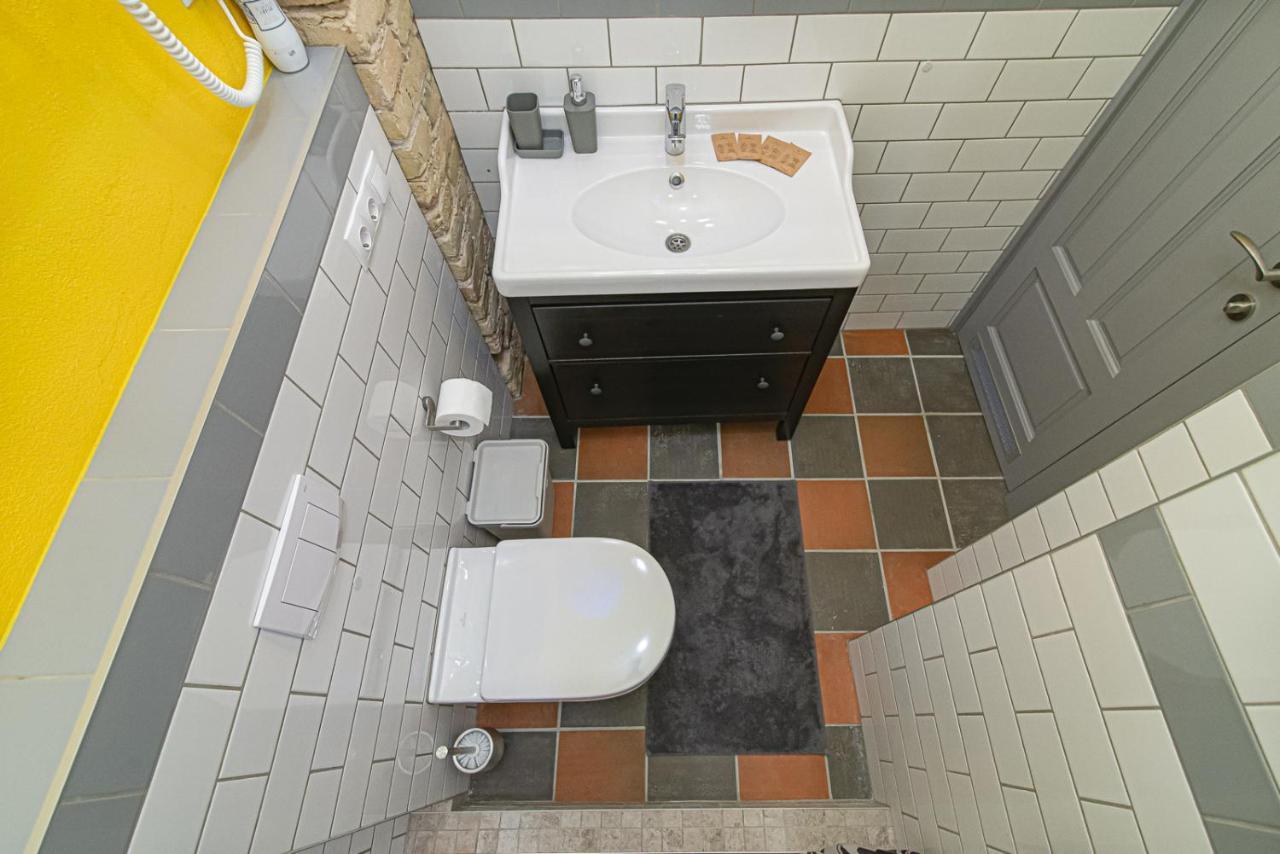 Modern Vilnius Old Town Apartment With Free Parking Екстер'єр фото